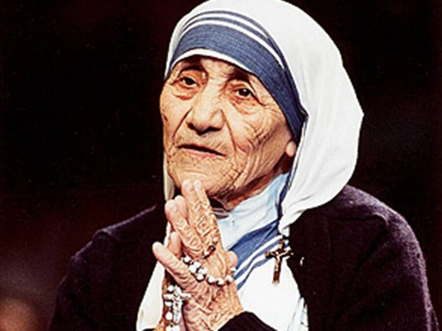 Mother Teresa: 50 Years of Good Works but Inner Darkness